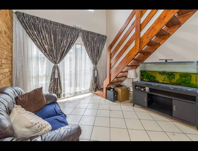 2 BEDROOM APARTMENT FOR SALE IN HONEYPARK